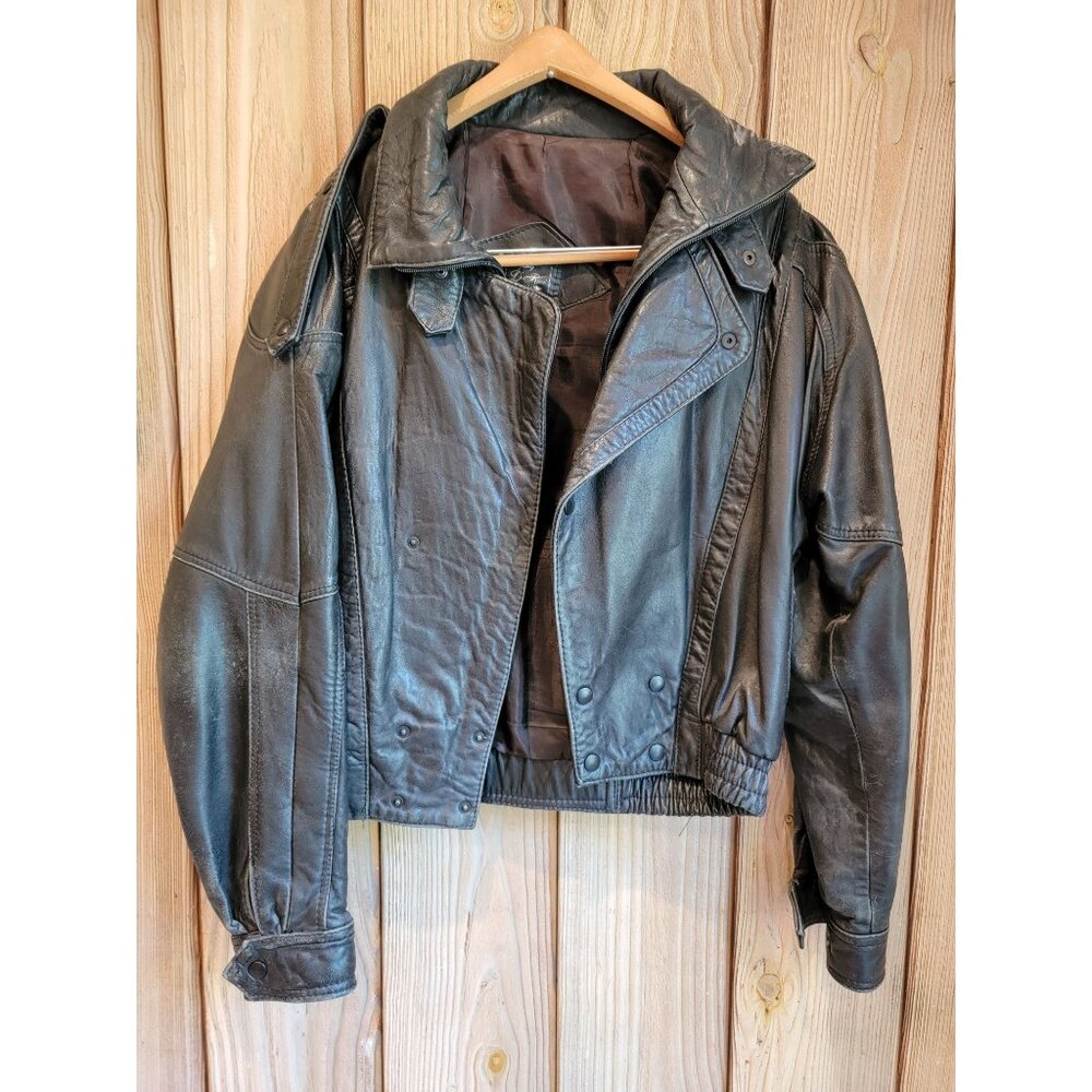 Vtg 80s D'Revi Black Genuine Leather Motorcycle / Bomber Jacket Size M - Video